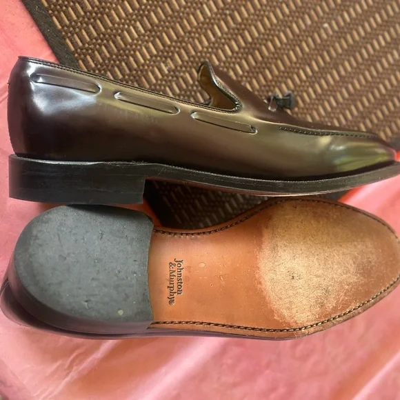 Johnston & Murphy Rich Brown Leather Tassel Loafers - Picture 7 of 8